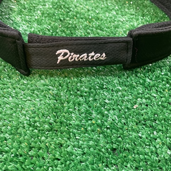 Pittsburgh Pirates Visor - Picture 8 of 11